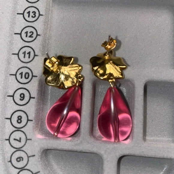 Trifari Gold and Pink Teardrop Earrings - Picture 4 of 6